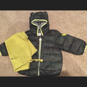 3/$25 ✨ Baby Gap jacket & Jeans // Neon Army